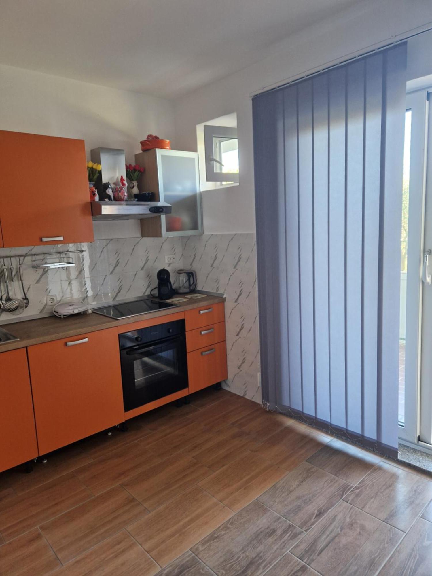 Vera Apartment Kampor Exterior photo